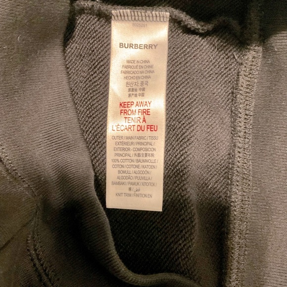 Burberry black sweater with teddy bear and logo on the front. SZ- 2 Y 🍄🌺HP🌺🍄 - Picture 9 of 12